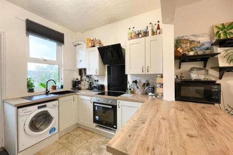 146 Duncombe-6.jpg