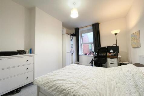 146 Duncombe-11.jpg