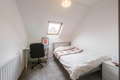 Bedroom 4-1.jpg