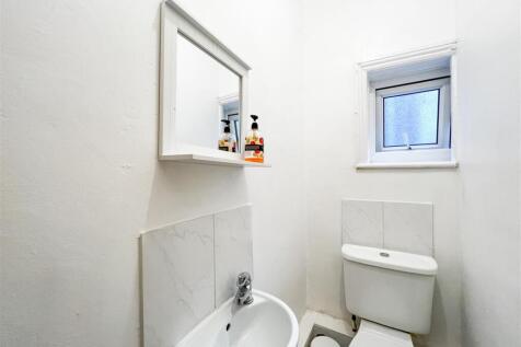 12 Harcourt Road_-7.jpg