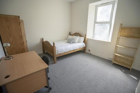 BroccoBankBedroom5.jpg