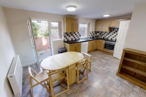 2-Harcourt-Crescent-Sheffield-S10-08302020_083046.