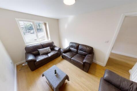 2-Harcourt-Crescent-Sheffield-S10-09182020_210009.