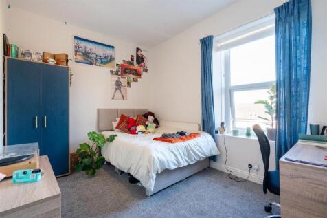 139 Howard 3.jpg