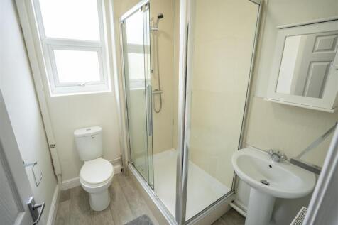 Bathroom Ashdell Road.jpg