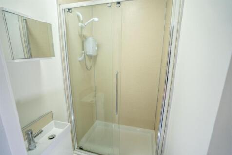 Shower Room Ashdell Road.jpg