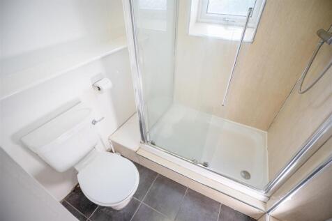 36 brighton terrace road shower room1.jpg