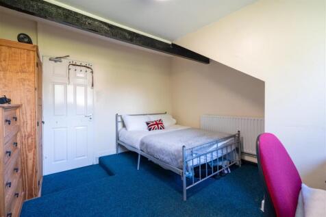 Bedroom 5.jpg