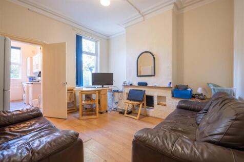 Living Room_.jpg