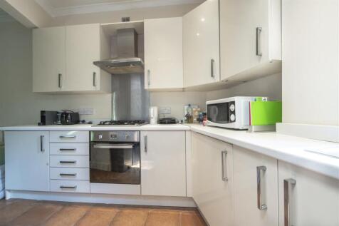 12 Moor End Road.jpg