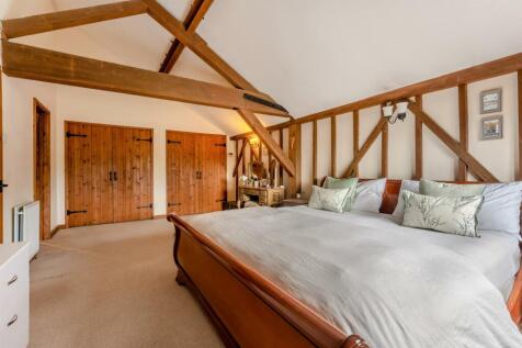 8592744-interior29.jpg