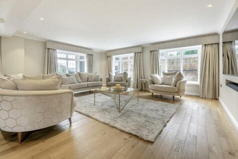 8608560-interior17.jpg