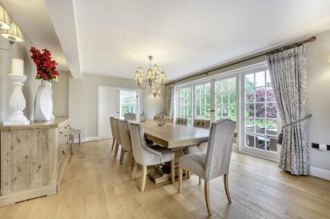 8608560-interior02.jpg