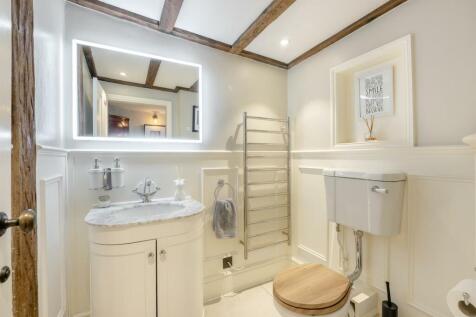 8608560-interior10.jpg
