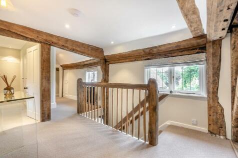 8608560-interior29.jpg