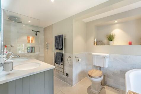 8608560-interior36.jpg