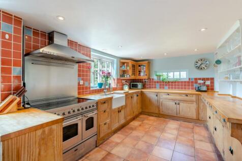 8618492-interior10.jpg