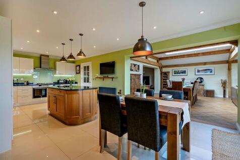 8593143-interior33-800.jpg