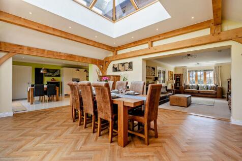 8593143-interior53-800.jpg