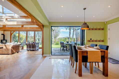 8593143-interior38-800.jpg