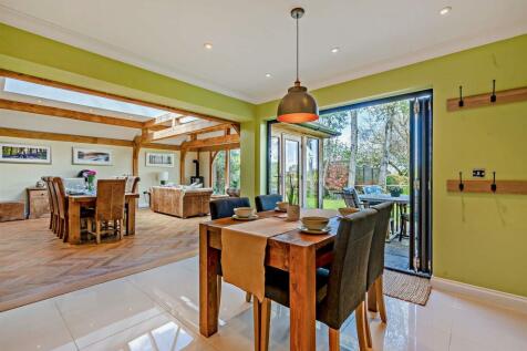 8593143-interior39-800.jpg
