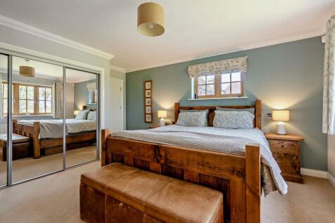 8593143-interior20-800.jpg