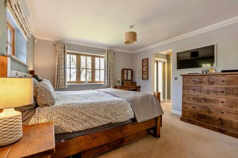 8593143-interior18-800.jpg