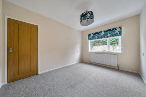 1383582-16-692456...