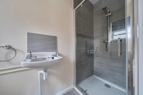 1383582-17-692456...