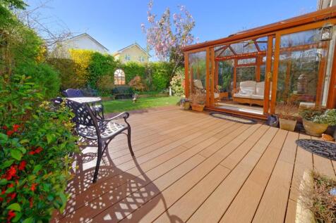 GARDEN 2a.jpg