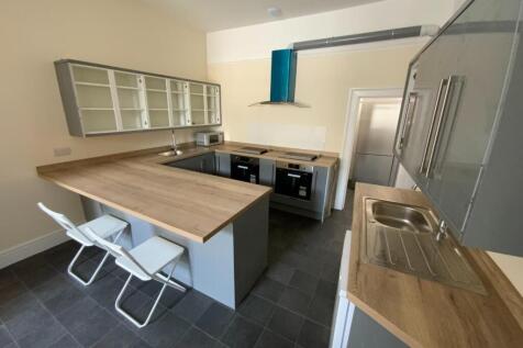 Kitchen1.jpg