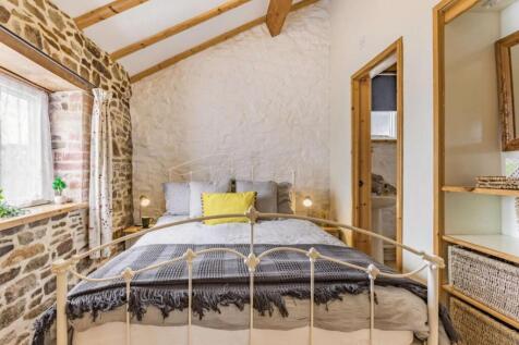 Lily Cottage