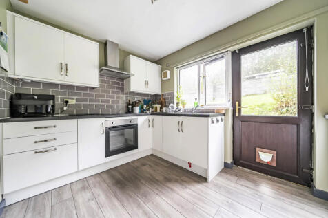 1362402-5-68e67df...