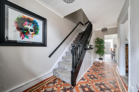 1375902-9-69146b3...