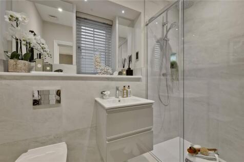 Bed 1 En Suite