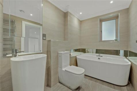 Master En-Suite