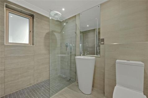 Master En-Suite