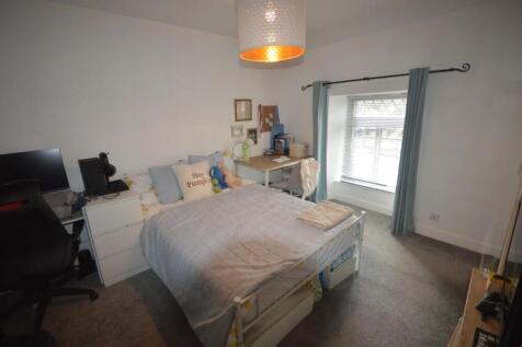 DSC_0010 (Medium).JPG