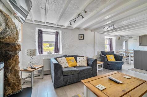 Bumblebee Cottage 1.jpg