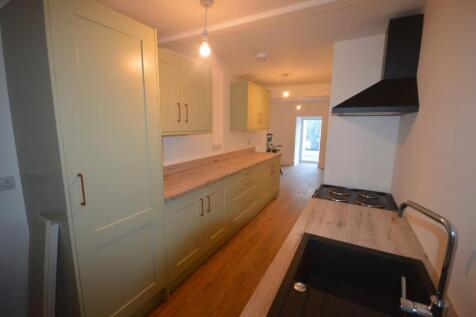 DSC_0032 (Medium).JPG