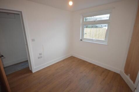 DSC_0025 (Medium).JPG