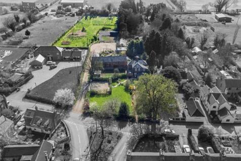 Welcome to Highfield Farm...
