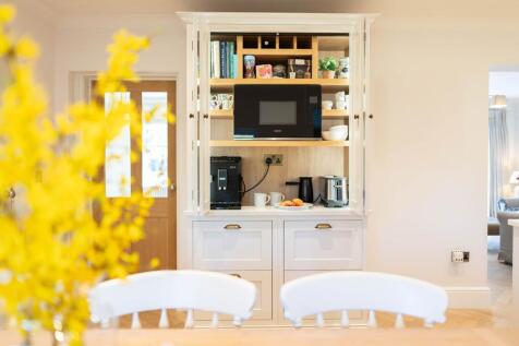 Thoughtful touches for storage