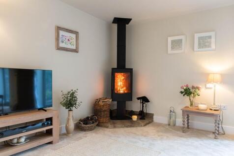 Cosy log burner