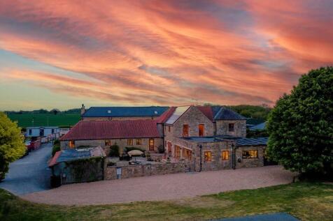 Welcome to The Stables at Castle Hill