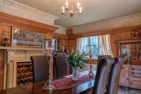 Formal dining room