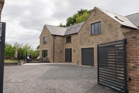 Secure electric gates