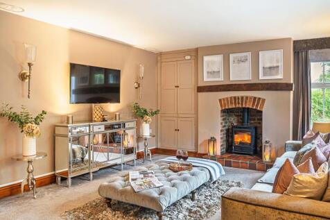 Stunning but cosy lounge