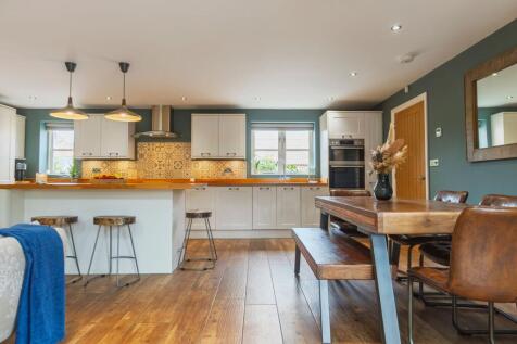 Large open plan dining area