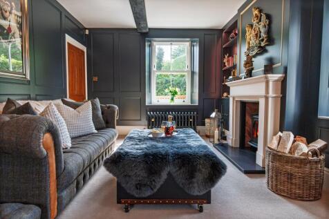 The bespoke Whiskey Room